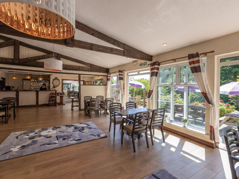 restaurant